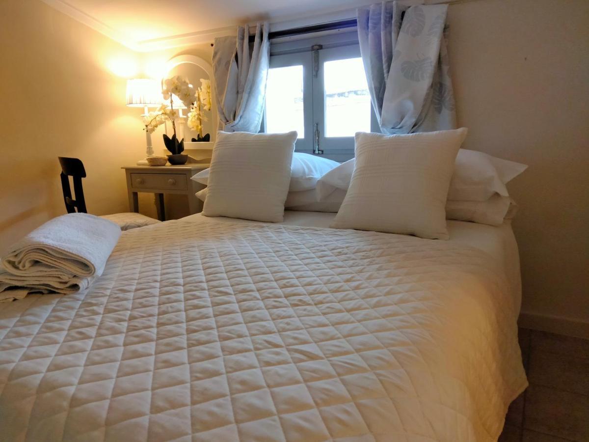 Les Penyetes Boutique Bed And Breakfast Campell Exterior photo